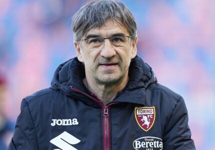 BOLOGNA, ITALY - MARCH 06: Ivan Juric, Manager of Torino FC looks on during the Serie A match between Bologna FC and Torino FC at Stadio Renato Dall'Ara on March 06, 2022 in Bologna, Italy. (Photo by Emmanuele Ciancaglini/Ciancaphoto Studio/Getty Images)